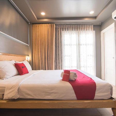 Reddoorz Plus Near Secc Ho Chi Minh-stad Buitenkant foto