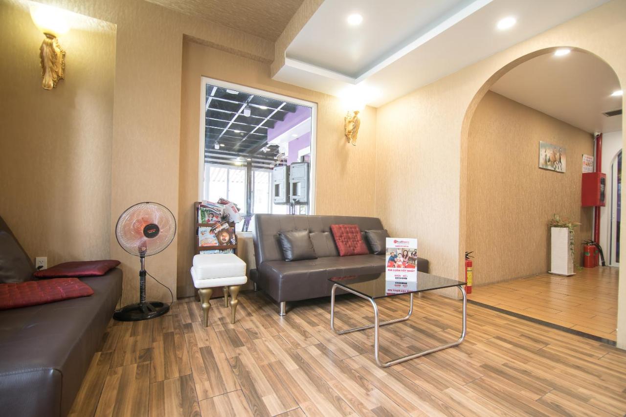 Reddoorz Plus Near Secc Ho Chi Minh-stad Buitenkant foto