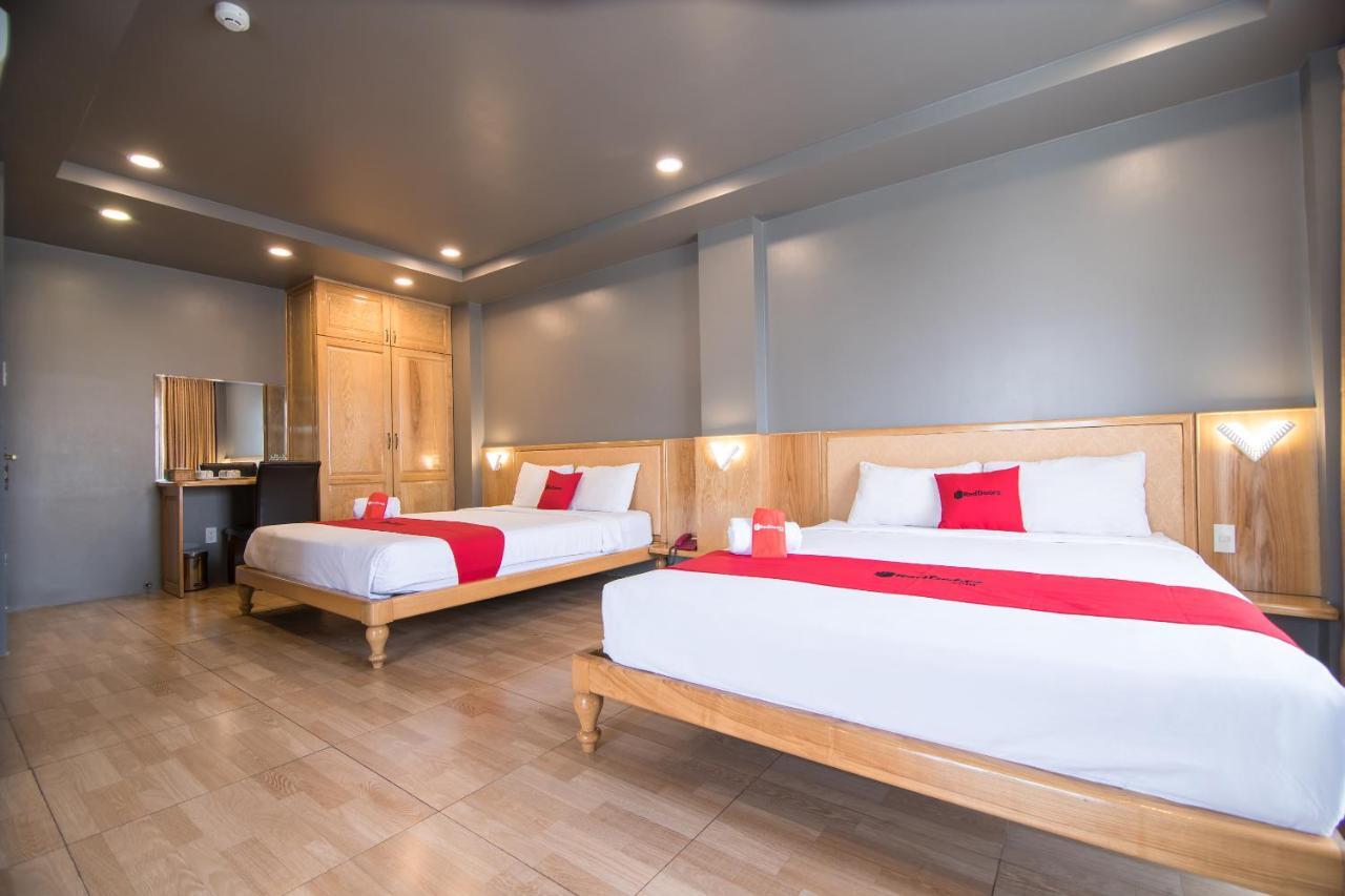 Reddoorz Plus Near Secc Ho Chi Minh-stad Buitenkant foto