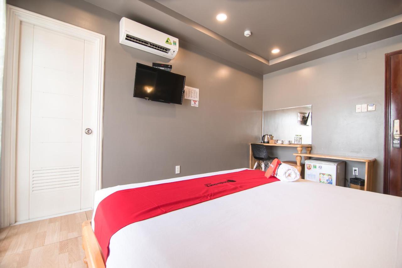 Reddoorz Plus Near Secc Ho Chi Minh-stad Buitenkant foto